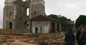 Visite guidée sur le site de l'abbaye du Mont-Saint-éloi lors des Journées du Patrimoine de 2013